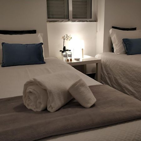 Sleep & Go Faro Airport Guest House Екстериор снимка
