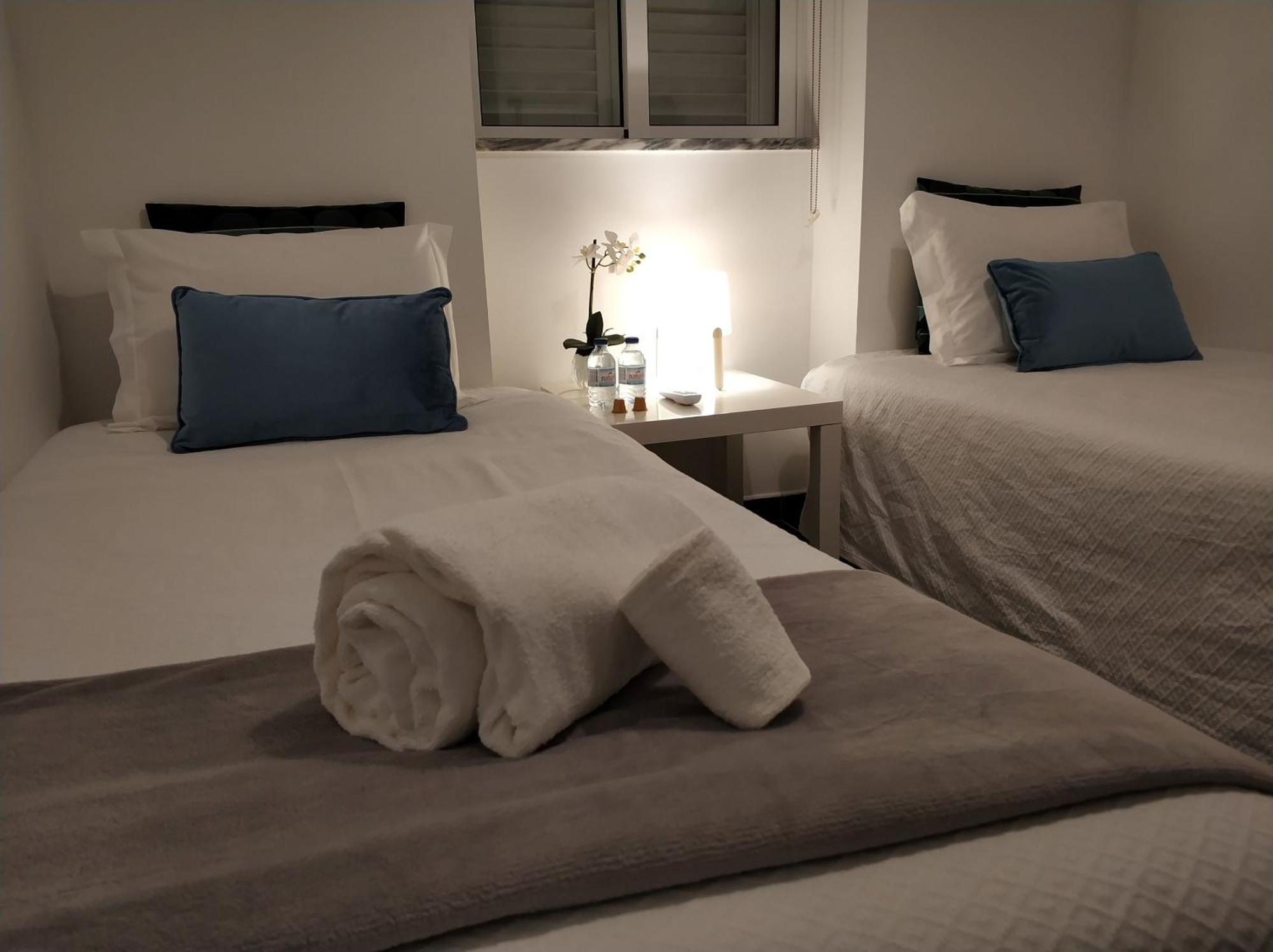Sleep & Go Faro Airport Guest House Екстериор снимка